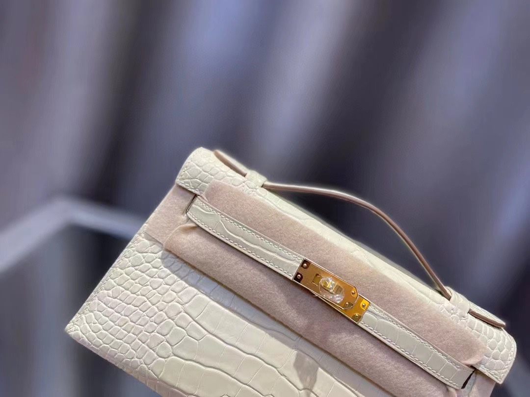 에르메스 켈리 포쉐트 화이트 금장 악어가죽